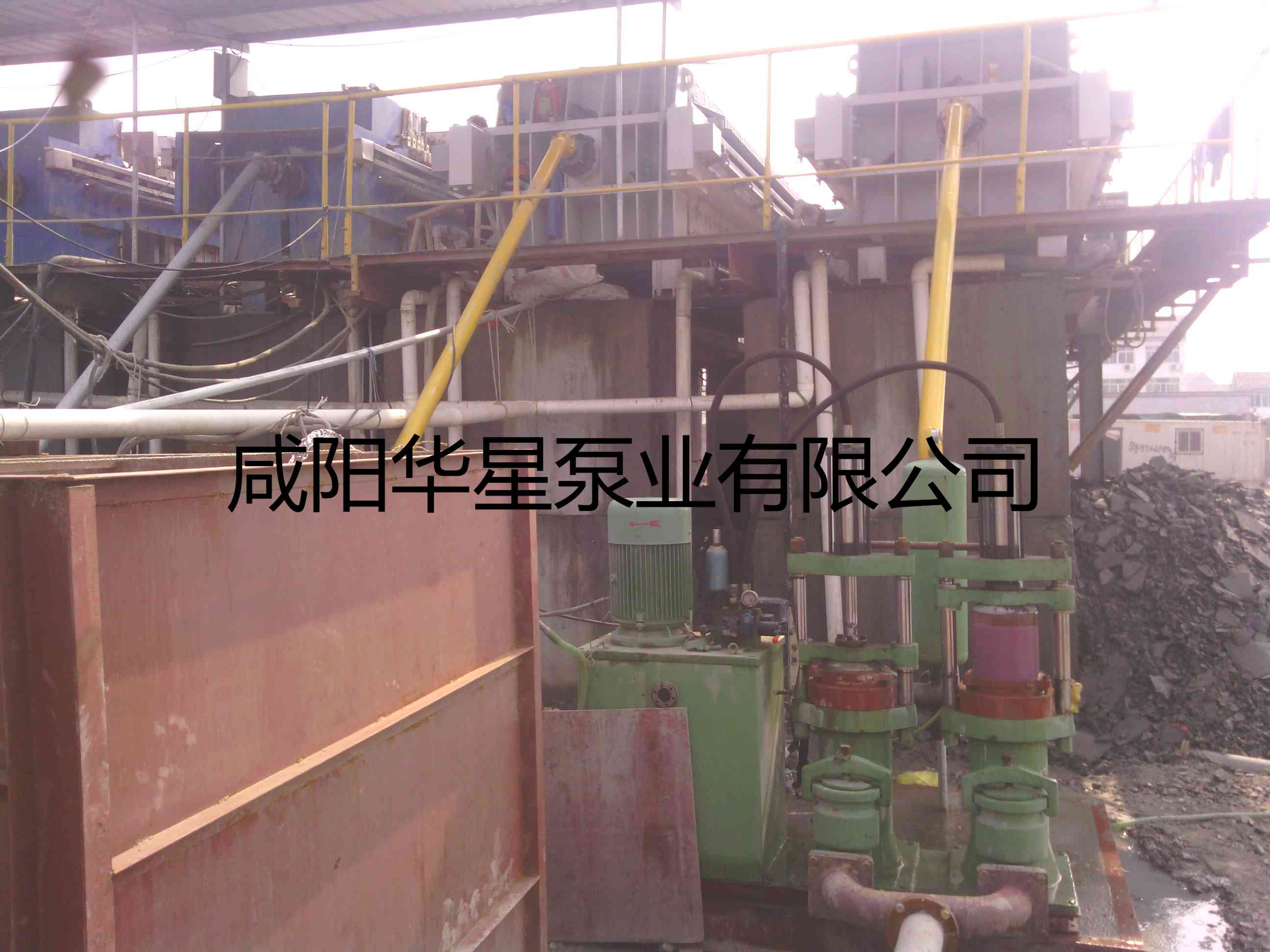 華星YBH300-40節(jié)能陶瓷柱塞泵打樁污泥使用現(xiàn)場(chǎng)-02 華星YBH300-40節(jié)能陶瓷柱塞泵打樁污泥使用現(xiàn)場(chǎng)-02